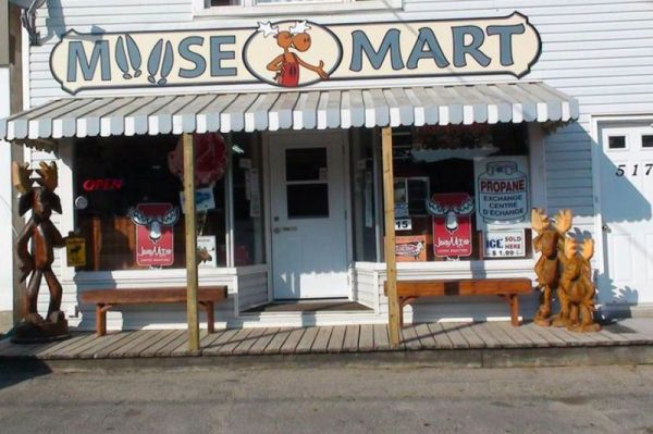 Moose Mart